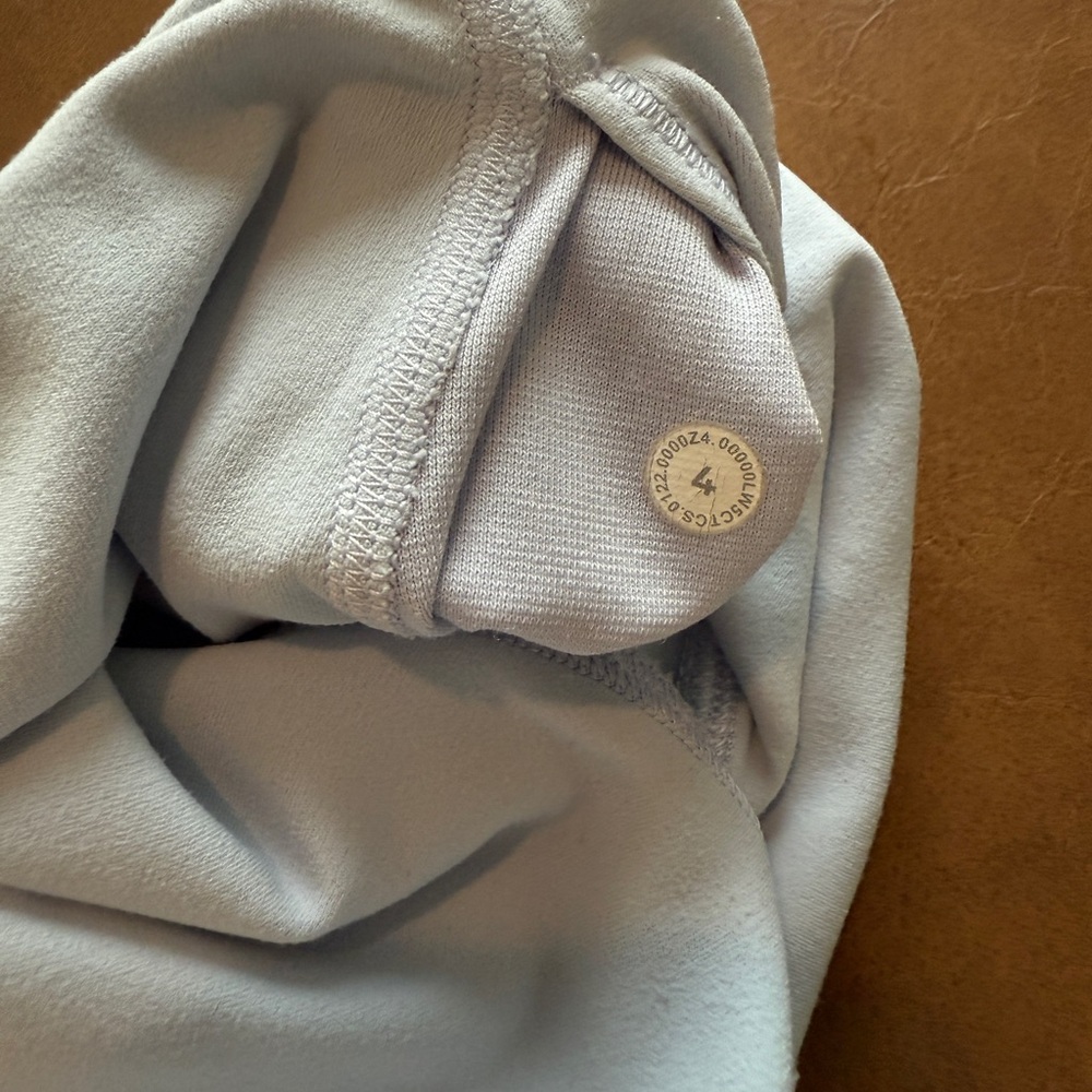 Lululemon Align Leggings 25” in Light Blue - Picture 3 of 3
